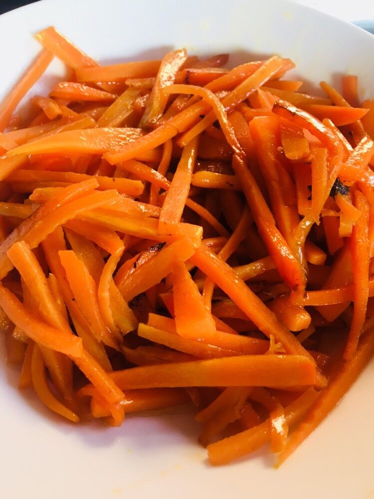 清炒胡萝卜丝