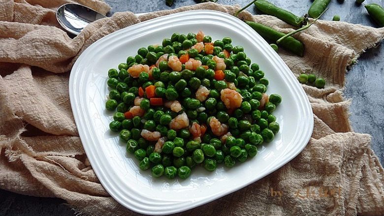 蒜茸虾仁炒豌豆