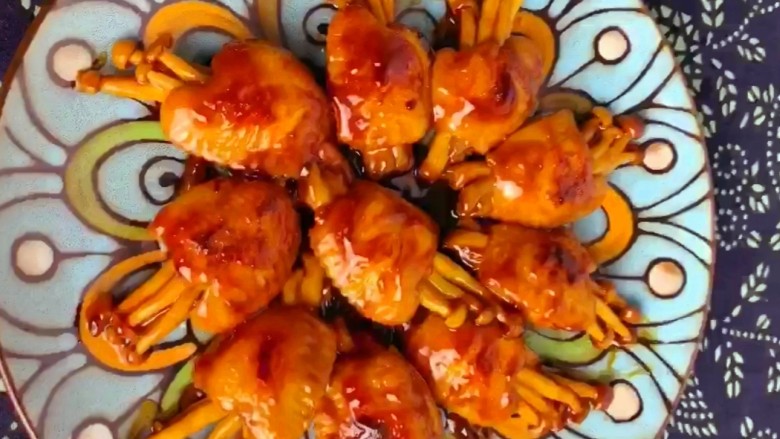 家常菜鸡翅包白玉菇