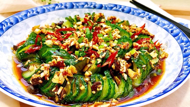 下酒凉菜的绝对主角麻辣入味簑衣黄瓜