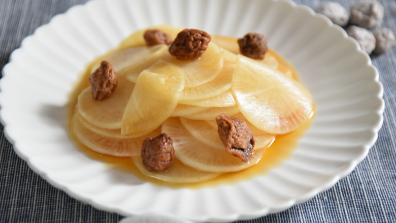 这样做的萝卜美味可口凉菜少不了它