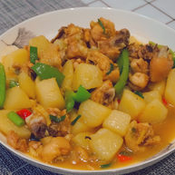 三黄鸡炖土豆