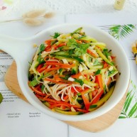 黄瓜凉拌金针菇