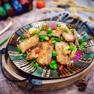 吉祥年夜菜代代有余双椒回锅带鱼