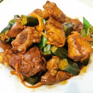 秋葵红烧排骨简单入味