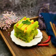 椒香杏鲍菇笋条爽口凉菜