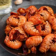 简单易做的啤酒烧虾尾父亲节的最佳下酒菜