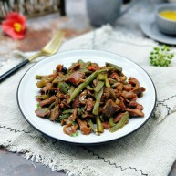 苔干炒鸭胗鸭胗搭配这个菜下饭又下酒