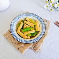 腐竹拌芹菜