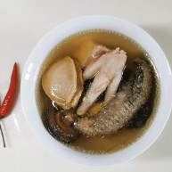 冬菇炖鲍参滋补气血润肺养颜