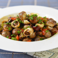 来一份下饭又下酒的酱爆香螺勾住吃货们的胃