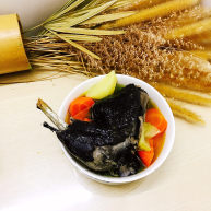 胡萝卜炖乌鸡汤