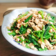 菠菜拌花生米