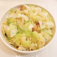 五花肉炒包心菜