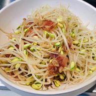 腊肠炒豆芽
