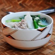 菜心肉末汤年糕