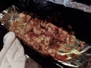 5、洛氏新煮义--烧烤黑椒猪肉VS烧烤孜然鱿鱼,继续200度烤8分钟