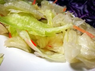 9、糖尿病菜谱～鹰嘴豆蔬菜沙拉,生菜撕小