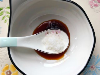 8、番茄金针菇,半勺白糖