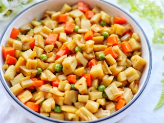 13、下饭神器小炒藕丁,成品。