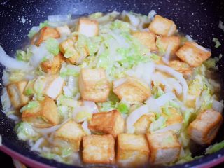 12、白菜豆腐,翻炒均匀即可