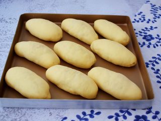 15、肉松面包,再次发酵两倍大左右