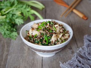 6、藜麦茼蒿鸡肉饭,成品