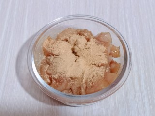 5、简单自制零食 无油版低脂劲爆鸡米花,加入奥尔良烤翅料！(调料可以根据个人口味增减)