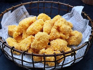 14、简单自制零食 无油版低脂劲爆鸡米花,近看，超级好吃！主要吃了没有负担！不用担心长胖！