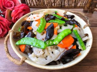 12、荷塘小炒,成品图二