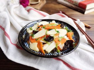 15、素炒山药 春的山药 清脆又爽口,完成。