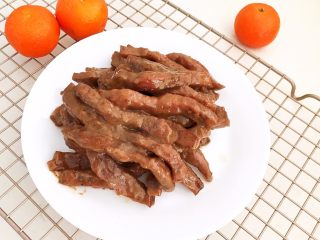 13、嫩滑多汁的黑椒牛柳,黑椒牛柳嫩滑多汁，口感超级棒~