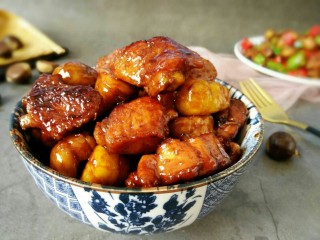17、板栗烧鸡翅,色香味俱全！超级好吃！我是敏茹意，记得关注我！