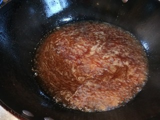 13、糖醋排骨,在搅拌均匀。