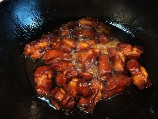 19、糖醋排骨,最后大火收汁。