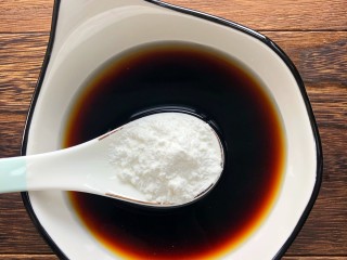 9、糖醋藕丁,一勺淀粉