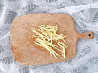 5、新年餐·茄汁大虾,生姜切丝