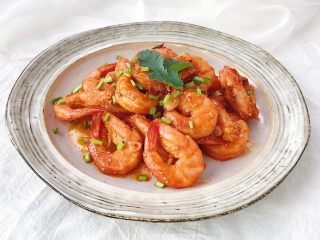 17、新年餐·茄汁大虾,浓郁鲜香的茄汁大虾就做好啦