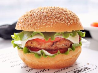 13、黑椒鸡肉汉堡,宝贝最爱这款了