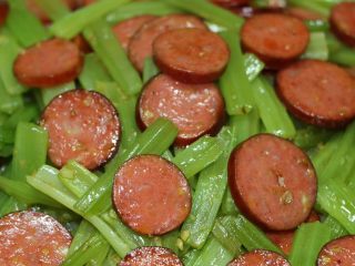 16、香肠炒芹菜,好香呀????