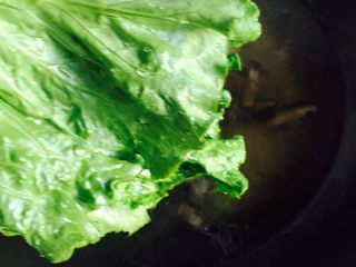 17、长寿面&生日面,放入生菜即可