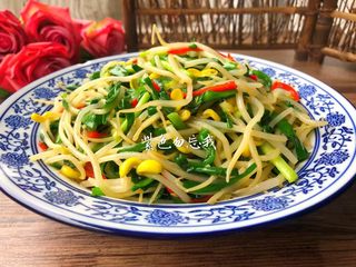 10、豆芽炒韭菜,成品图二