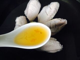 6、红烧鸡翅,一勺料酒