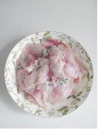 9、水煮鱼,抓匀后腌制20-30分钟