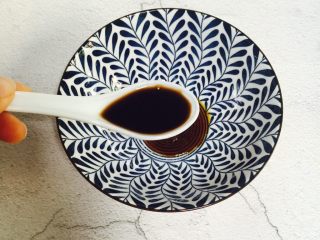 5、酸汤水饺,3勺香醋