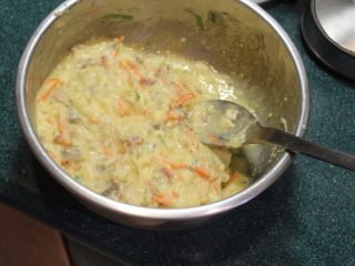 10、土豆方块,拌匀备用。