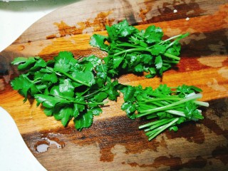 7、家常老虎菜,香菜切断