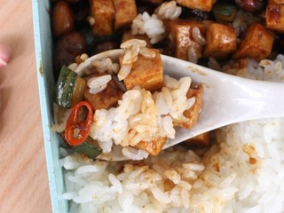 15、美味下饭宫保豆腐,和着汤汁拌饭特别好吃！