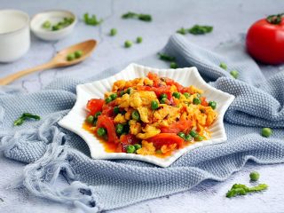 16、番茄鸡蛋青豆,成品图。