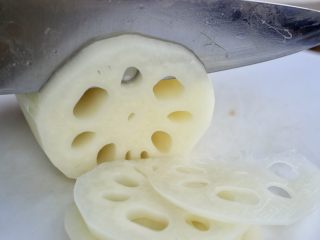 4、香辣虾,藕切片